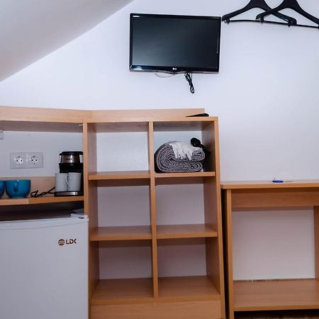 Mansarda Mica Cu Baie Proprie Apartment Cluj-Napoca Ngoại thất bức ảnh